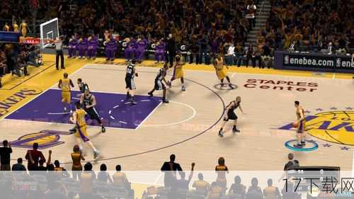 《NBA 2K13》在画面表现上再次突破极限，采用先进的图形引擎，将球场上的每一个细节都刻画得淋漓尽致，从球员的汗水滑落，到球衣的轻微褶皱，再到观众席上球迷的欢呼声浪，都让人仿佛置身于真实的NBA赛场之中，游戏还引入了全新的球员动作捕捉技术，使得球员的动作更加流畅自然，每一次突破、投篮、盖帽都充满了力量与美感。