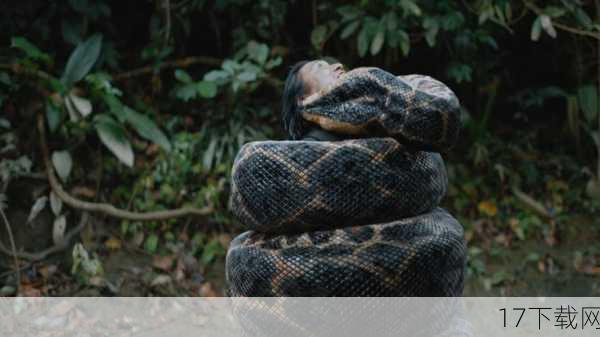 影片中的巨蟒形象设计得既恐怖又逼真，让人仿佛置身于真实的自然环境中，而雨林实景拍摄更是让观众感受到了身临其境的震撼，这些特效的加入，不仅增强了影片的视觉效果，更提升了观众的观影体验，可以说，中国版《狂蟒之灾》在特效方面的表现，完全可以用“不赖”来形容。